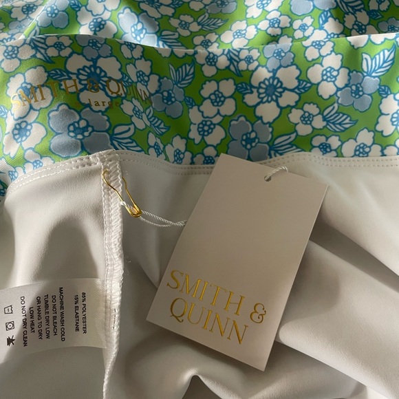 NWT Smith & Quinn Mixed Print Floral Athletic Skort Preppy - Picture 6 of 7